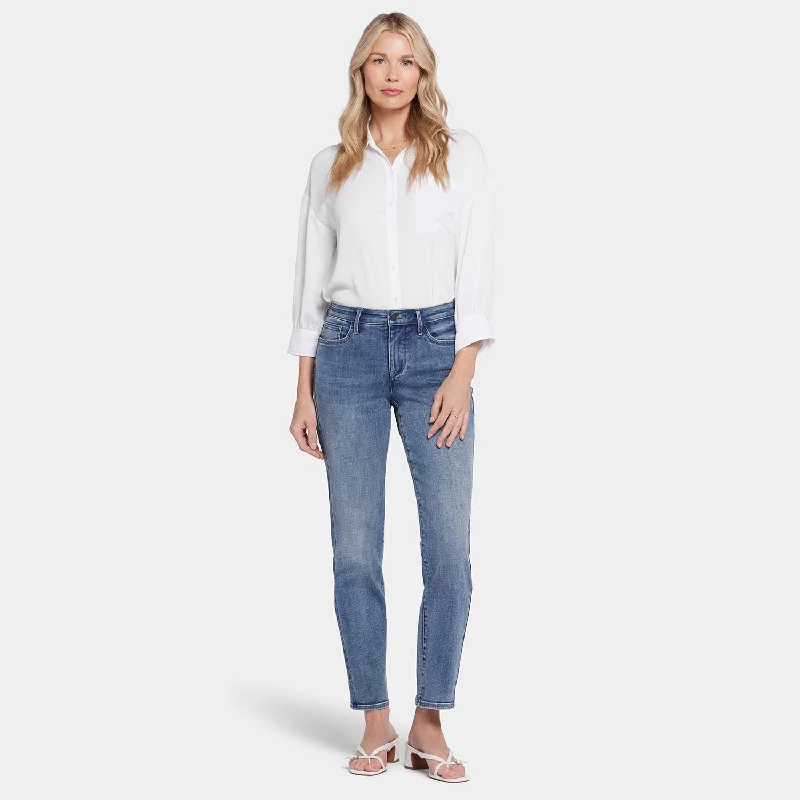 Emma Relaxed Slender Jeans  - Sandy Beach