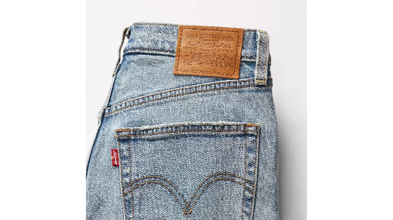 Levi's® Women's Ribcage Straight Ankle Jeans