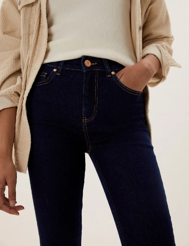 Lily Slim Fit Jeans with Stretch