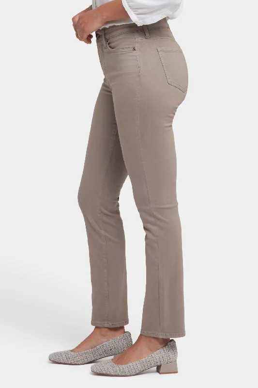 Sheri Slim Jeans - Country Oak