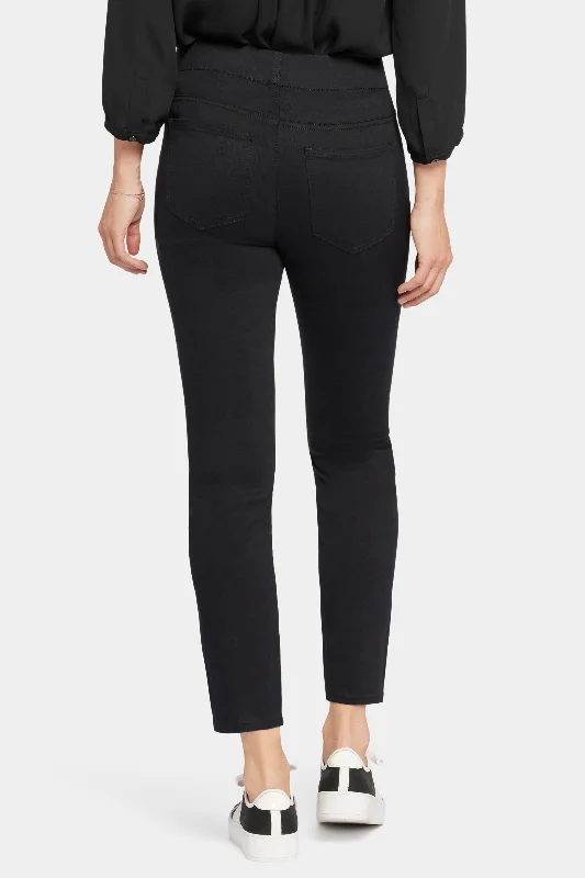 Skinny Ankle Pull-On Jeans - Black